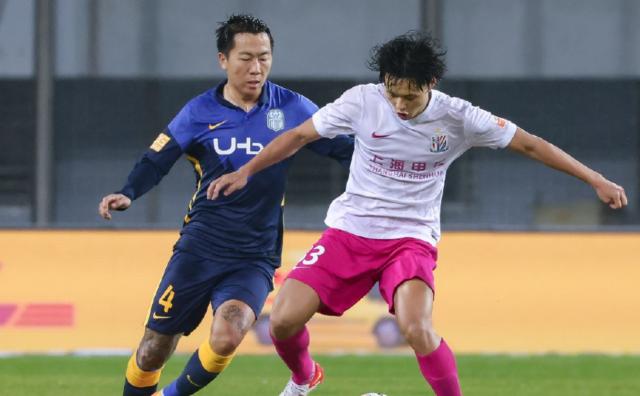 开云体育在线入口-绝平让广州城抢救命1分 广州双雄保级竞争白热化